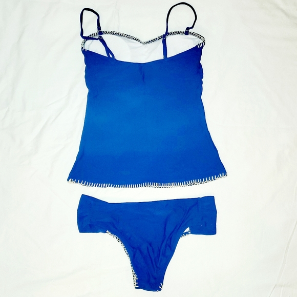 $SOLD$ Cupshe Bathing Suit 2 Pc Embroidered Bikini - Picture 4 of 7